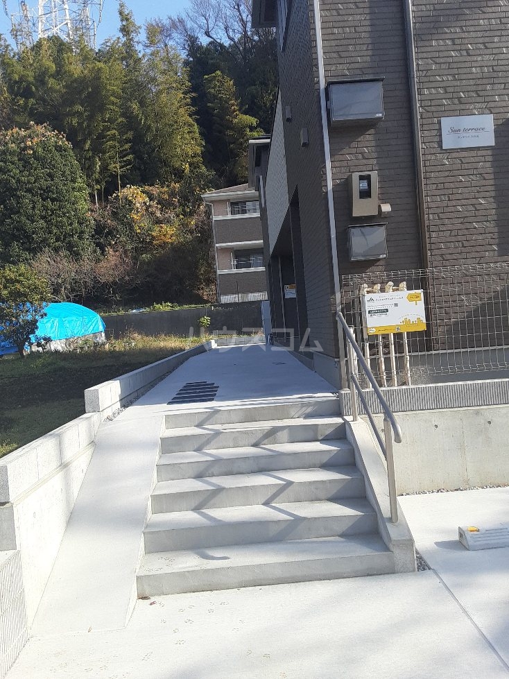 28/30 駐車場