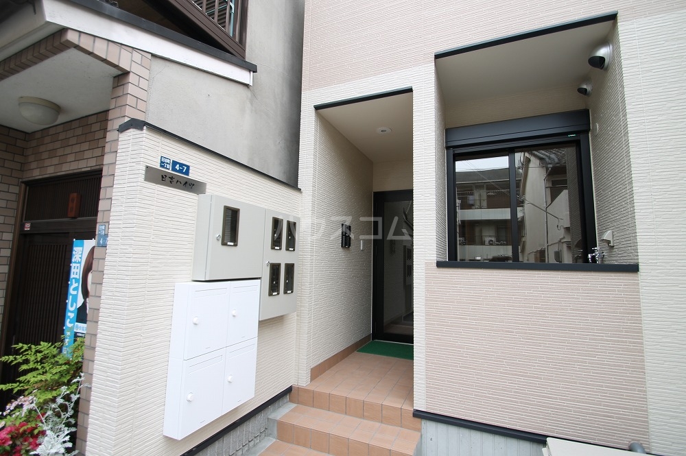 17/25 エントランス