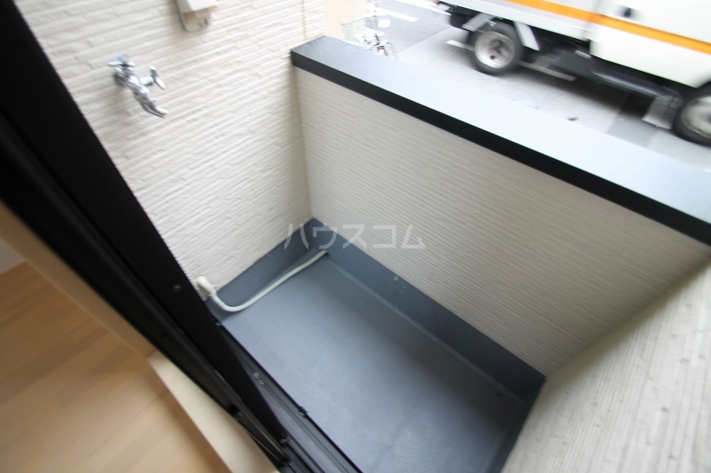 13/25 バルコニー