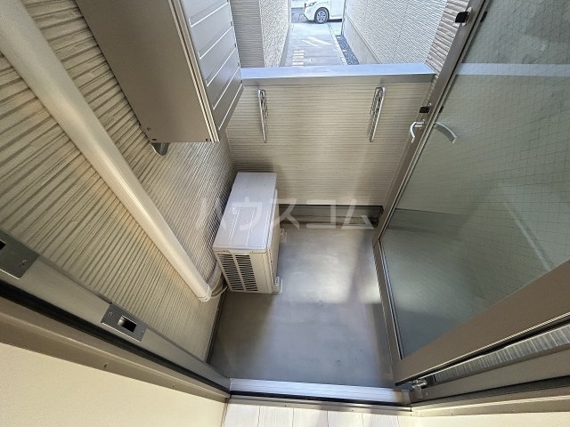 19/30 バルコニー