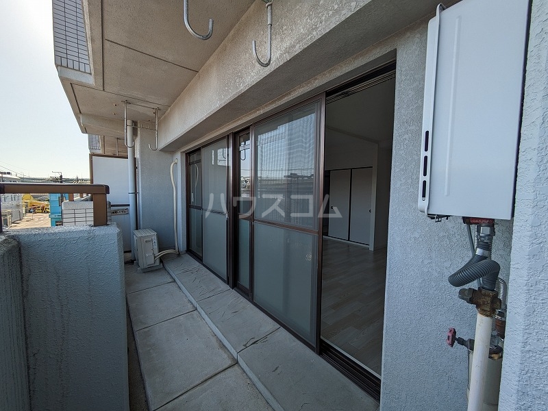 19/30 バルコニー