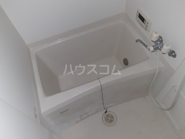 16/30 浴室