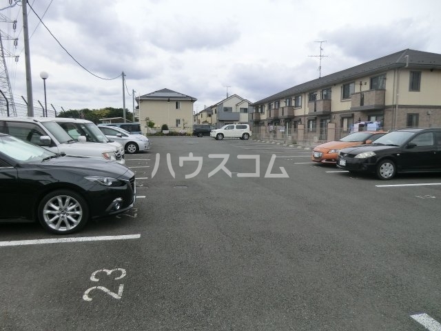 22/30 駐車場