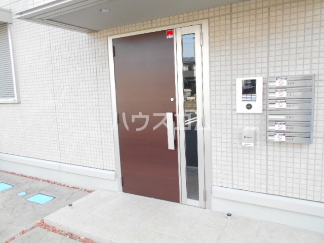 19/29 エントランス