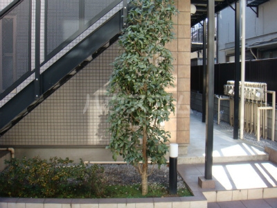 13/20 エントランス