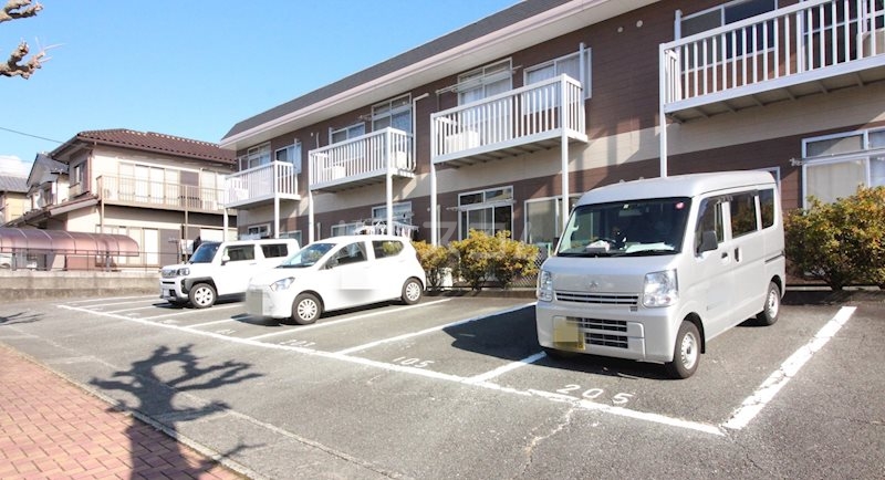 17/23 駐車場