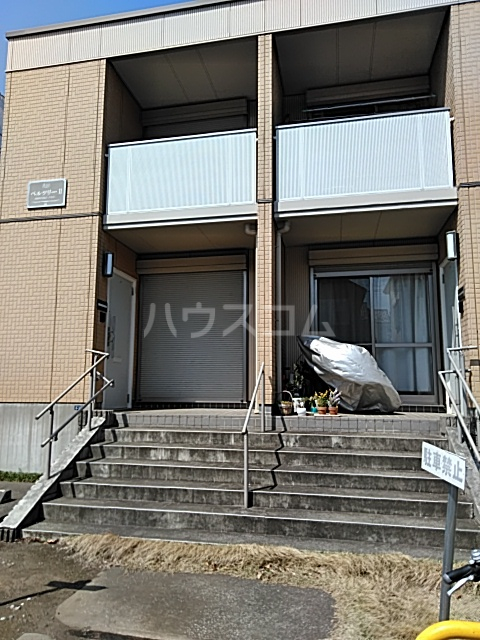 15/19 エントランス