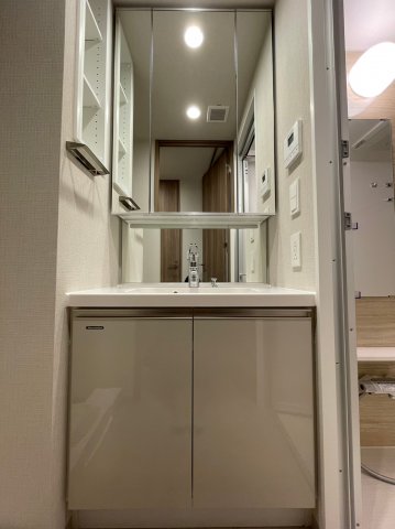 19/30 洗面