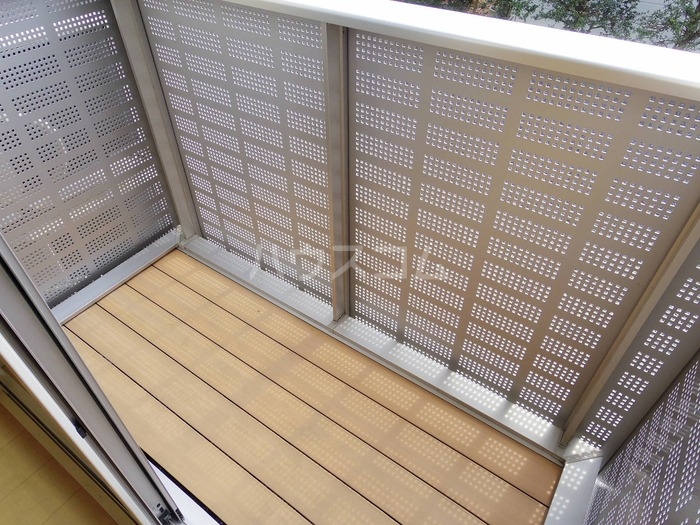 13/21 バルコニー