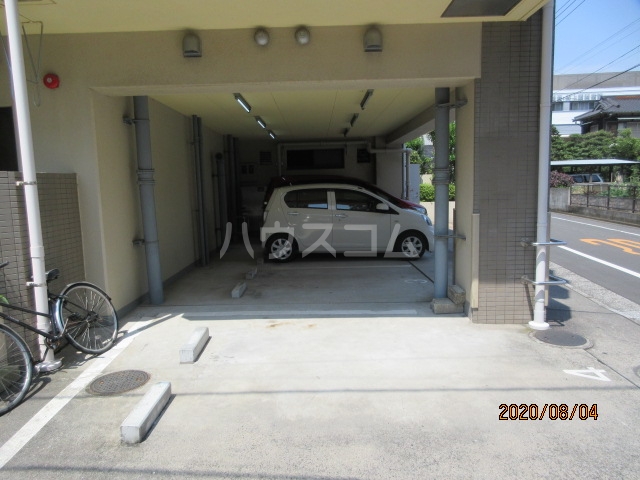 18/24 駐車場