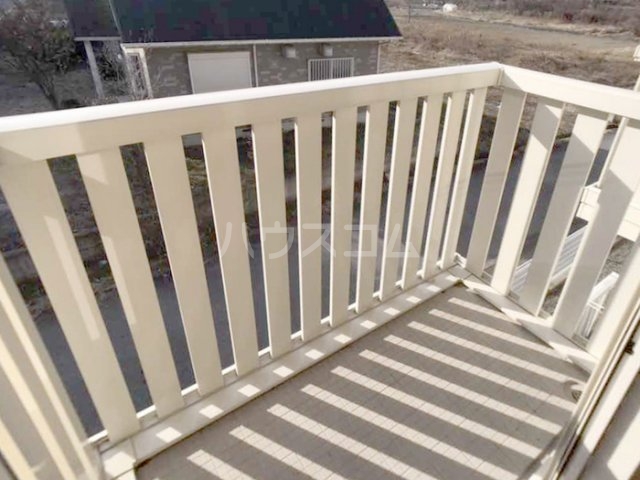 13/23 バルコニー