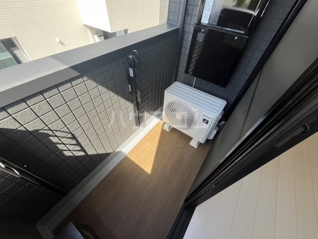 17/28 バルコニー