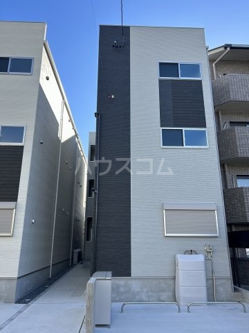 2/30 外観