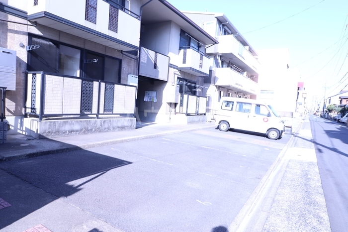 4/6 駐車場