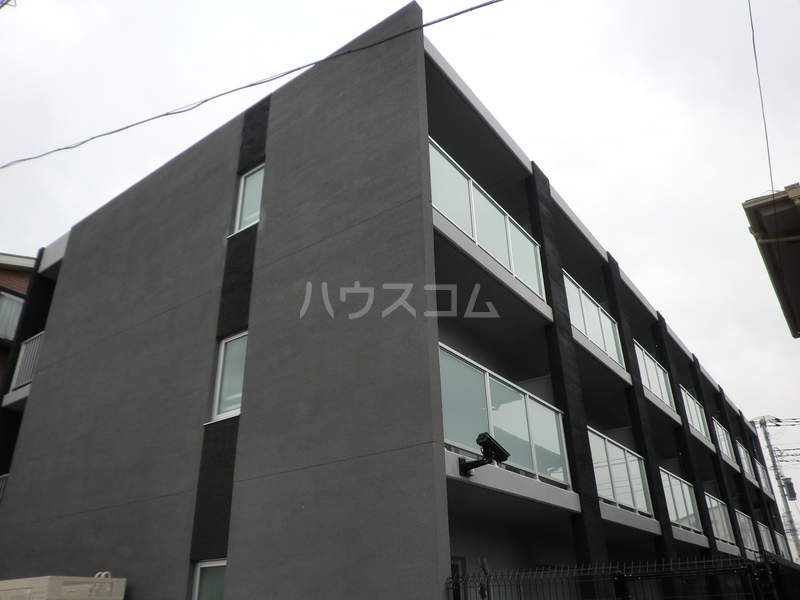 14/17 エントランス