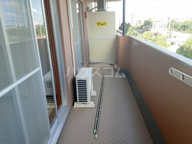 20/30 バルコニー