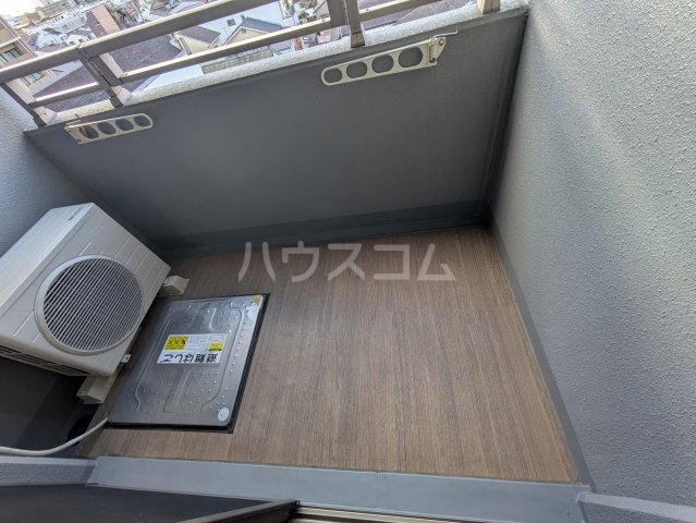 20/30 バルコニー