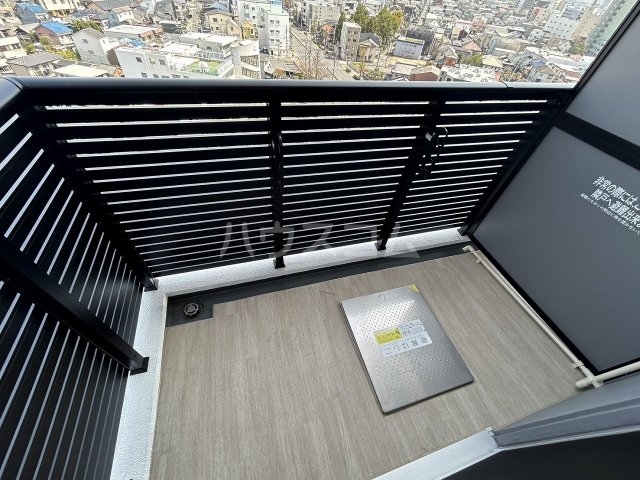 19/30 バルコニー