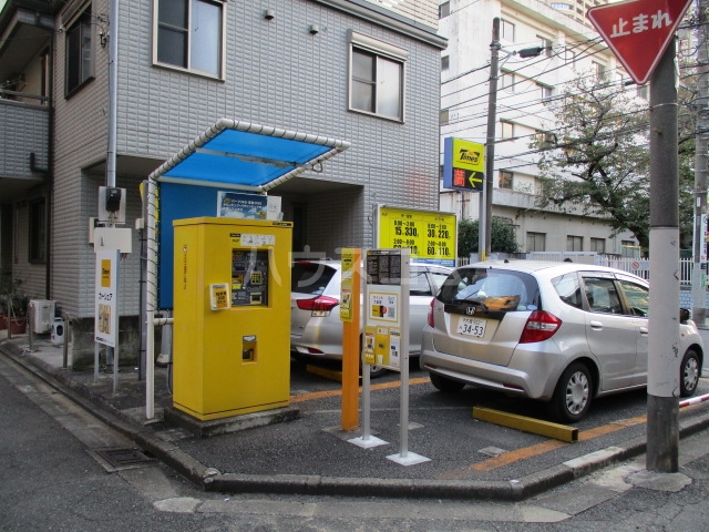 22/25 駐車場
