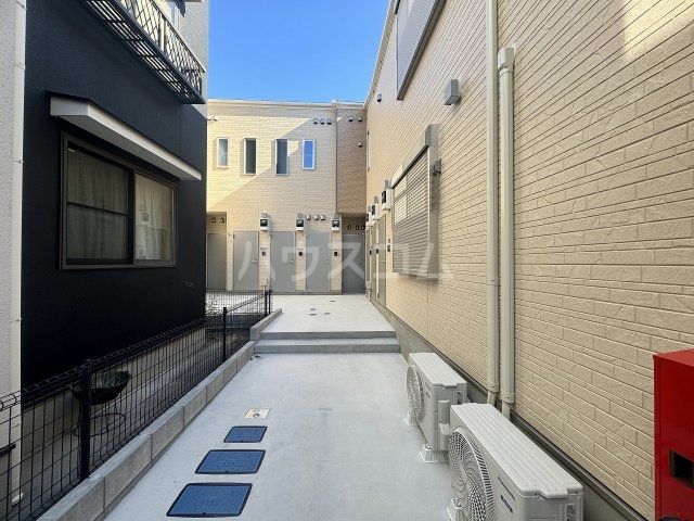 15/18 エントランス