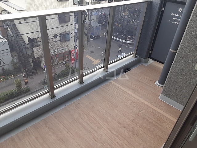 19/30 バルコニー