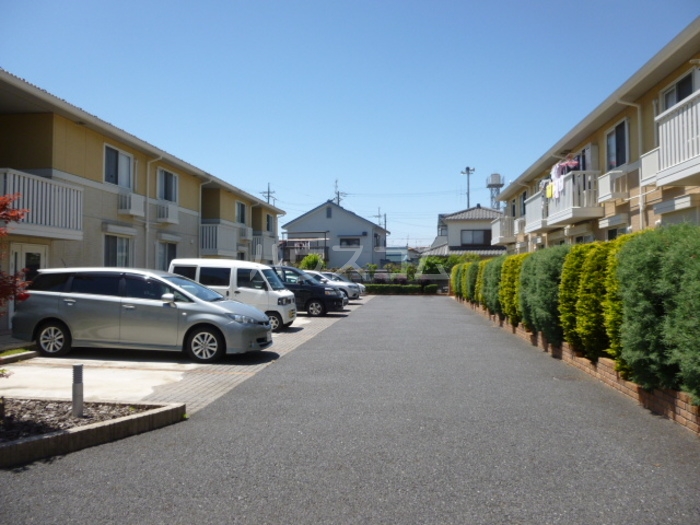18/24 駐車場