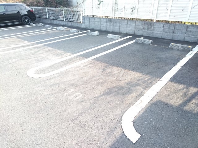 Ｅｌｖｉｔａ駐車場