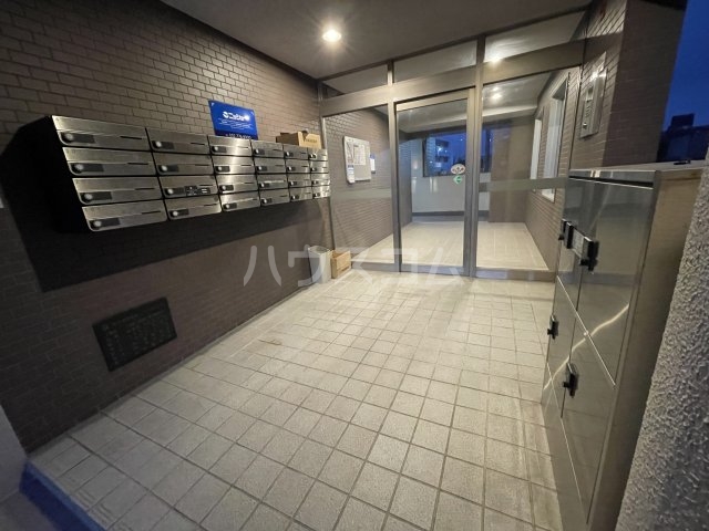 3/5 エントランス