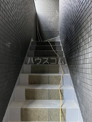 17/20 エントランス