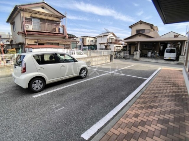3/7 駐車場