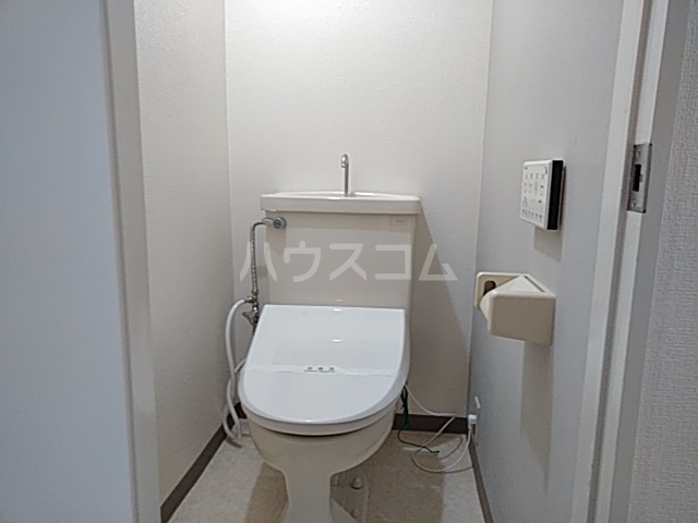 18/30 トイレ