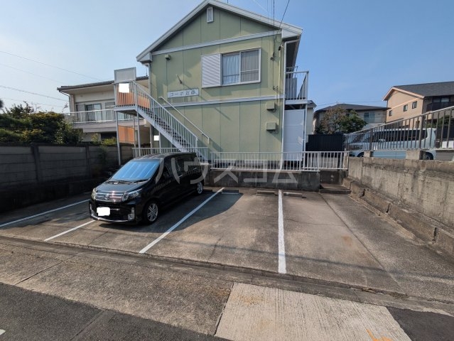16/25 駐車場
