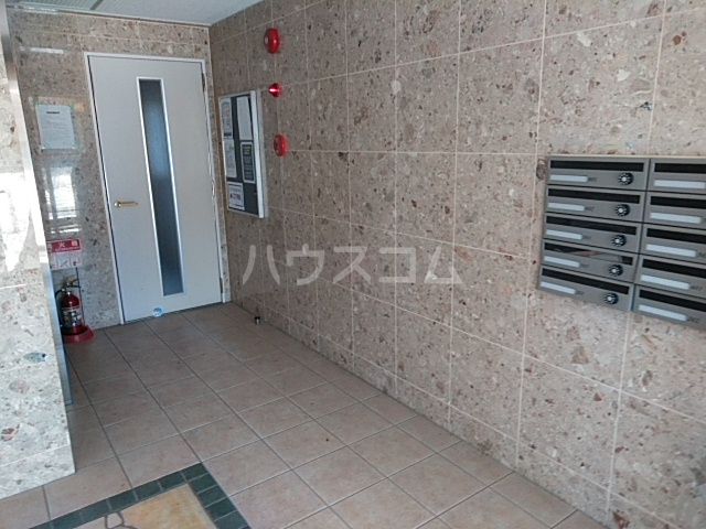 20/28 エントランス