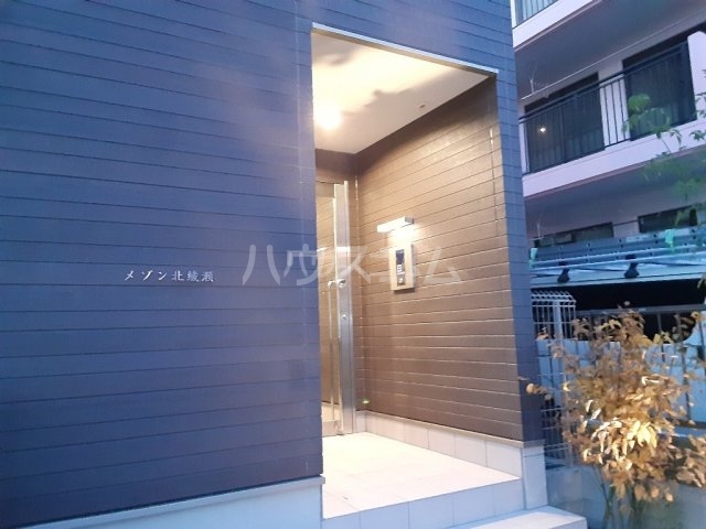 2/3 エントランス