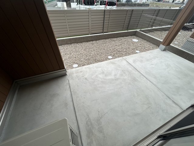 19/26 バルコニー