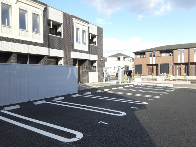 3/7 駐車場