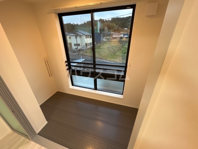 23/30 バルコニー