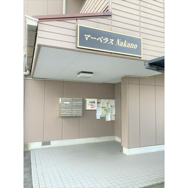 2/8 エントランス