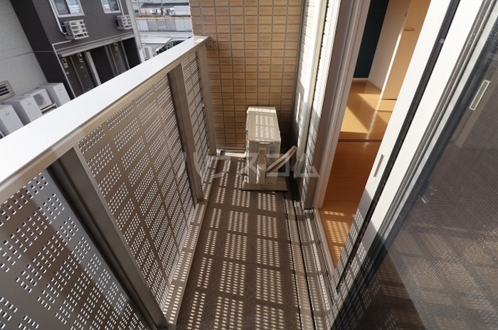 15/30 バルコニー