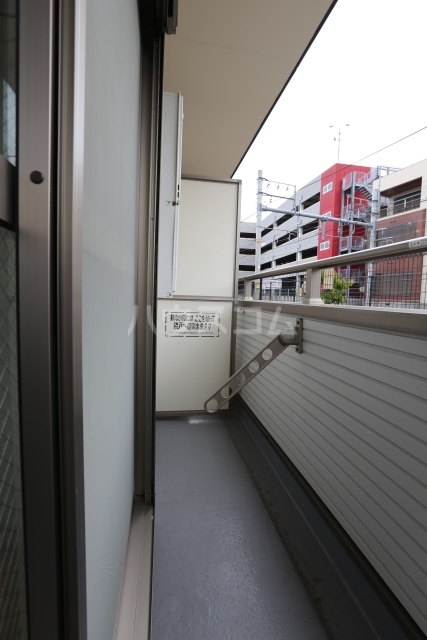 16/23 バルコニー
