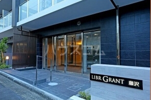 15/22 エントランス