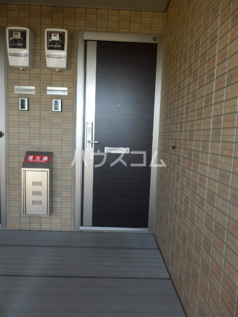 24/26 エントランス