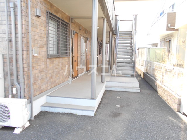 2/13 エントランス