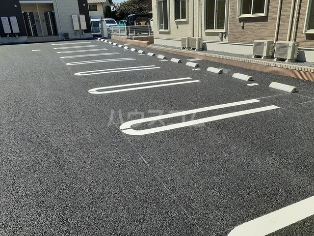 2/8 駐車場