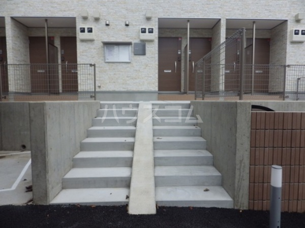 2/8 エントランス