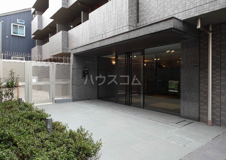 29/30 エントランス