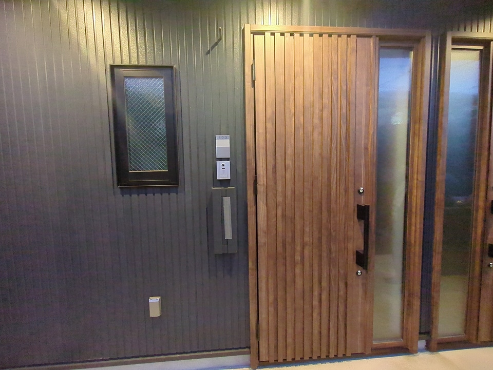 22/30 エントランス