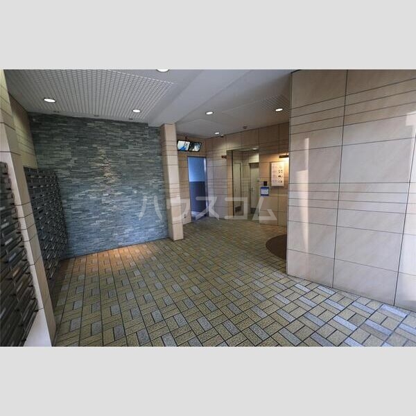 15/24 エントランス