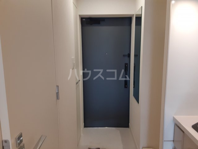 13/30 玄関