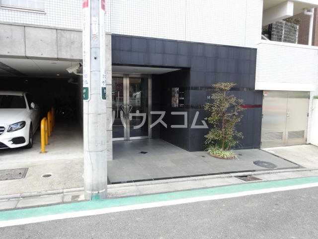 22/29 エントランス